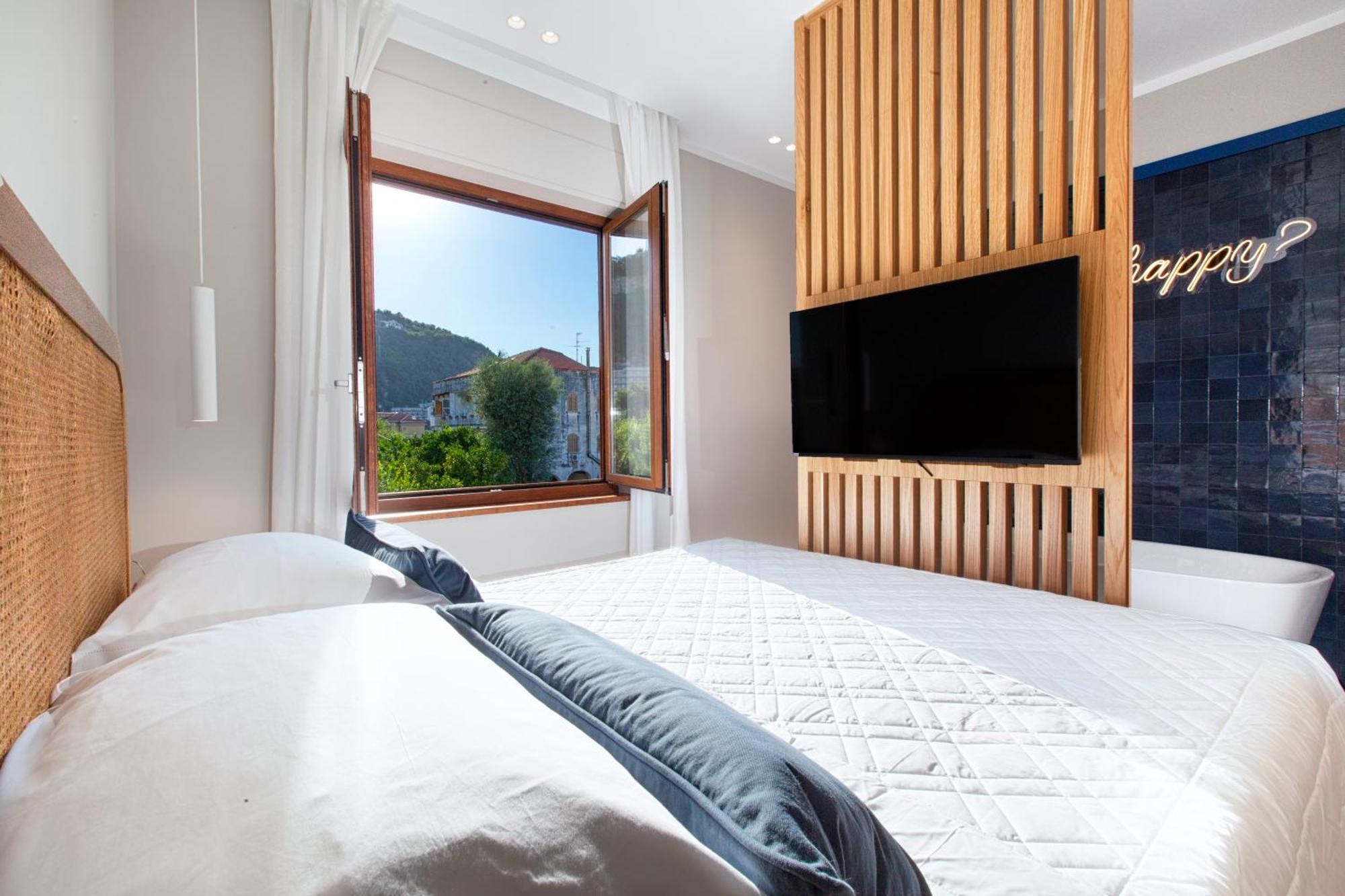 Estate4Home - Suites 21 ซอร์เรนโต ภายนอก รูปภาพ
